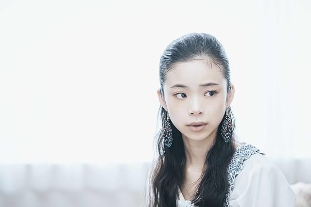 趣里の「過ちスクランブル」の画像