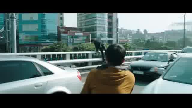 本編映像（カーアクション）