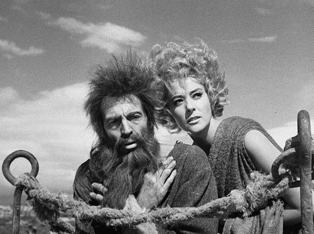 砂漠のシモン : 作品情報・キャスト・あらすじ - 映画.com