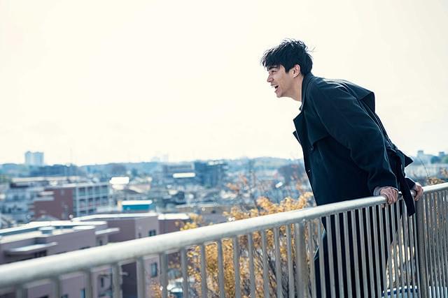 東出昌大の「予兆 散歩する侵略者 劇場版」の画像