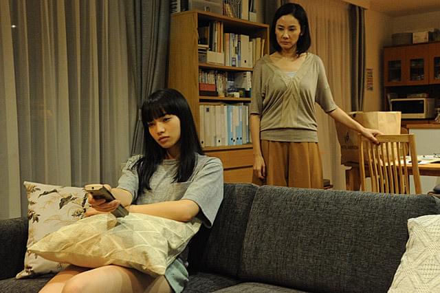 吉田羊の「恋は雨上がりのように」の画像