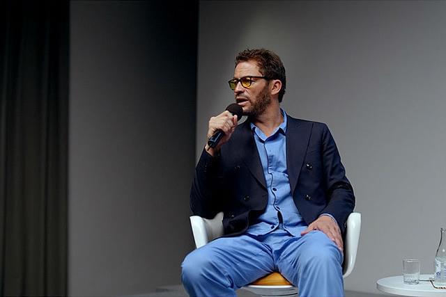 ドミニク・ウェストの「ザ・スクエア 思いやりの聖域」の画像