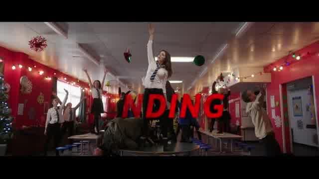 本編映像：“Hollywood Ending”