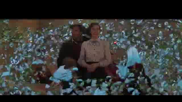 本編映像：実写×アニメーション