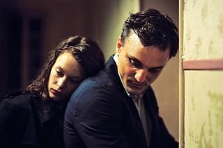 未来を乗り換えた男