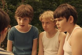 緑の丘のミステリー