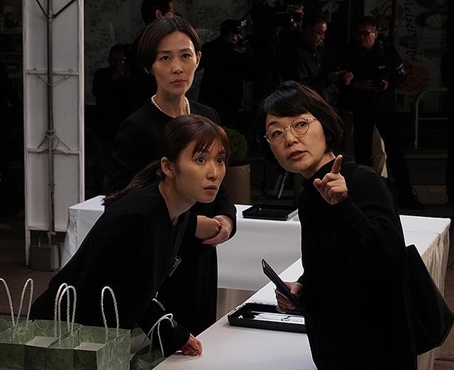 松岡茉優の「騙し絵の牙」の画像