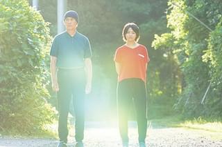 体操しようよの映画評論『ラジオ体操と滋味豊かな人間劇の意外な相性。身近ゆえ見過ごしがちな価値を照らす』