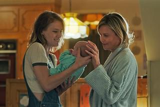 タリーと私の秘密の時間の映画評論『疲弊しきったママに寄り添う、シャーリーズ×ライトマンの癒しムービー』