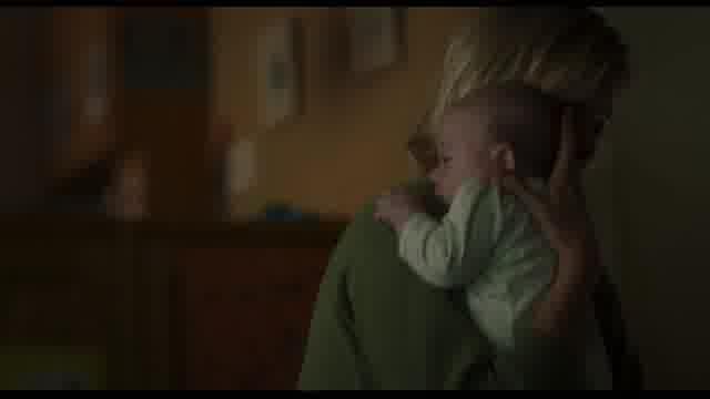 特別映像：育児に追われるマーロ