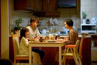 駅までの道をおしえて