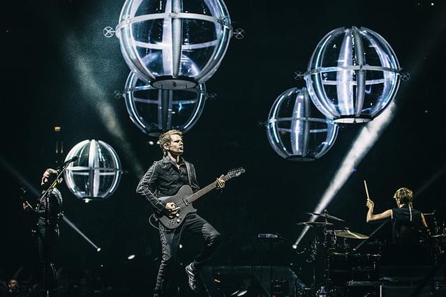 MUSE DRONES WORLD TOUR