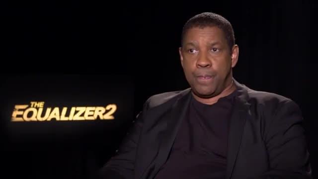 インタビュー映像