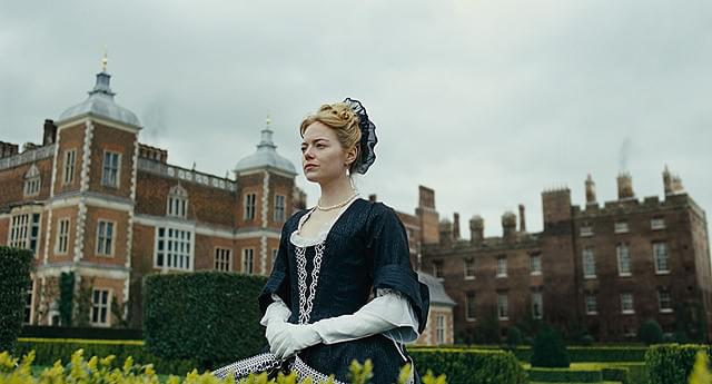 エマ・ストーンの「女王陛下のお気に入り」の画像