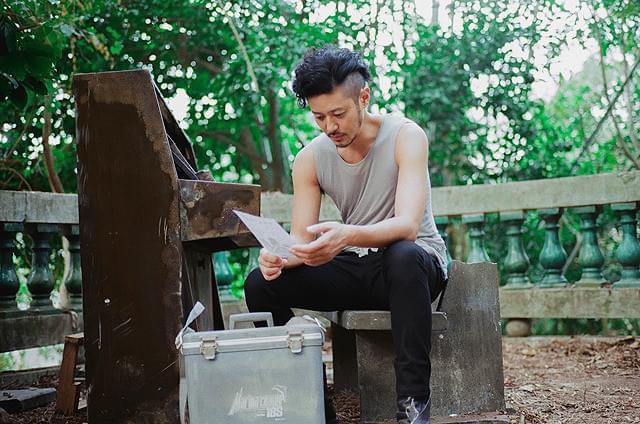 オダギリジョーの「宵闇真珠」の画像