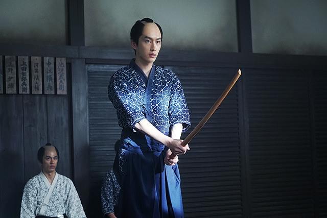 杉野遥亮の「居眠り磐音」の画像