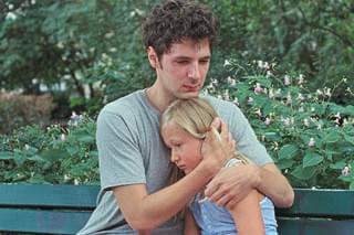 アマンダと僕の予告編・動画