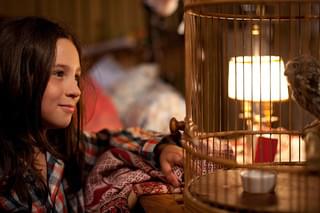 マチルド、翼を広げ