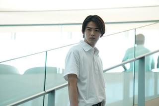 君は月夜に光り輝く