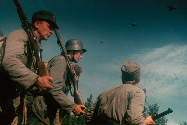 若き兵士たち 栄光なき戦場