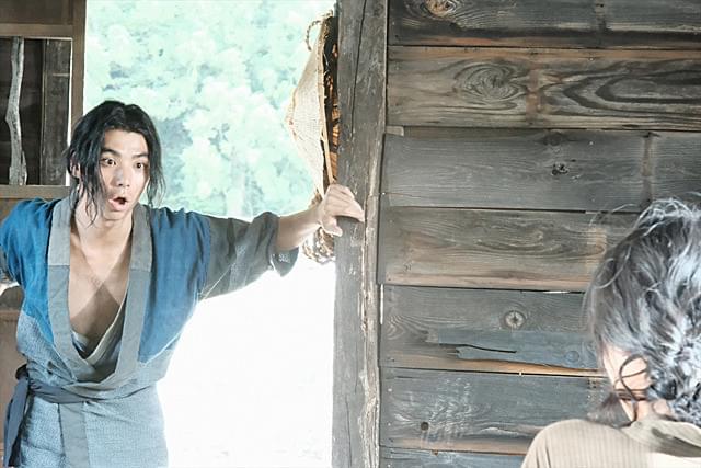 村上虹郎の「ある船頭の話」の画像