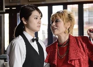 殺人鬼を飼う女