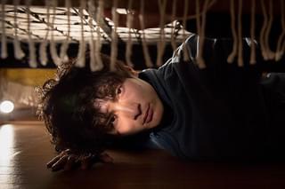 アンダー・ユア・ベッド（2019）