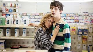 HOT SUMMER NIGHTS ホット・サマー・ナイツ