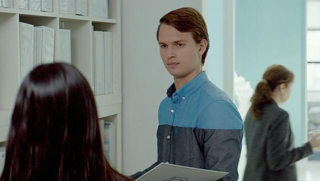 アンセル・エルゴートの「ジョナサン ふたつの顔の男」の画像