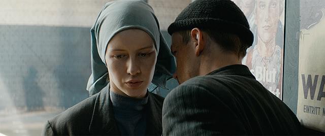 イリーナ・ストラシェンバウムの「T-34 レジェンド・オブ・ウォー」の画像