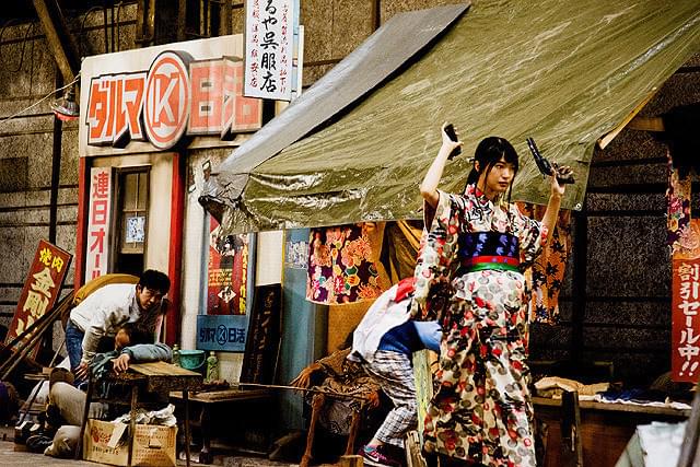 北原里英の「爆裂魔神少女 バーストマシンガール」の画像