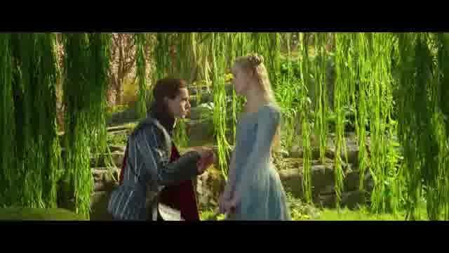 日本語吹き替え版本編映像