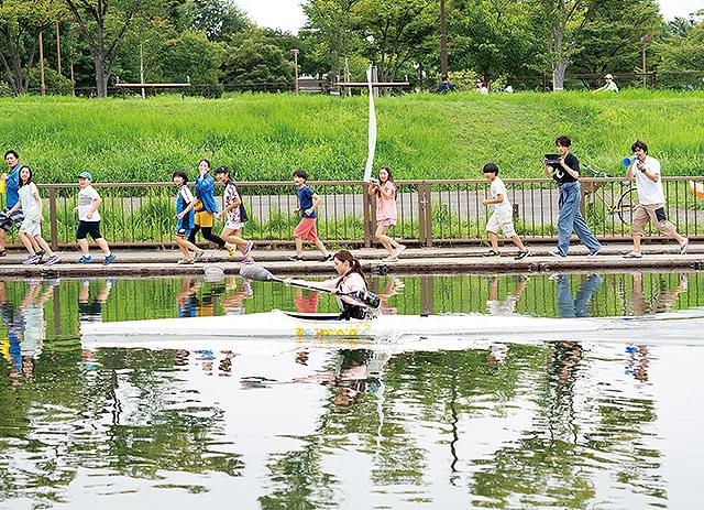 中条あやみの「水上のフライト」の画像