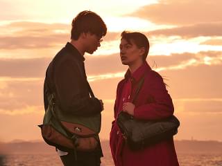 ファンファーレが鳴り響く