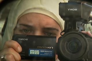 娘は戦場で生まれた