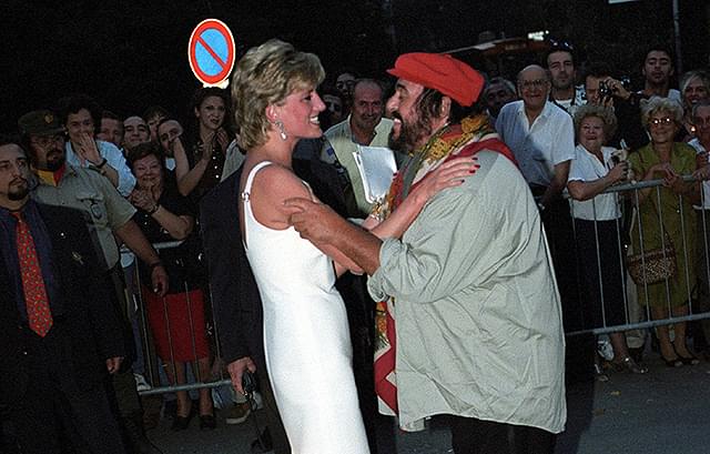 ルチアーノ・パバロッティの「パヴァロッティ 太陽のテノール」の画像