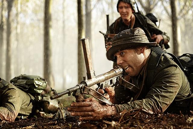 トラビス・フィメルの「デンジャー・クロース 極限着弾」の画像