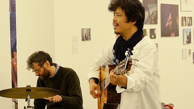 青柳拓次の「ひびきあうせかい RESONANCE」の画像