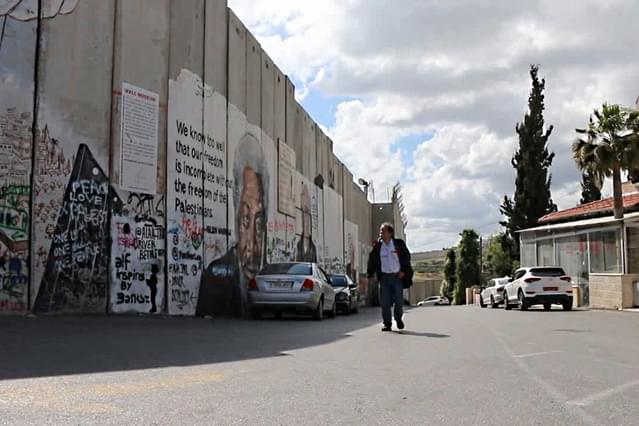 傍観者あるいは偶然のテロリスト