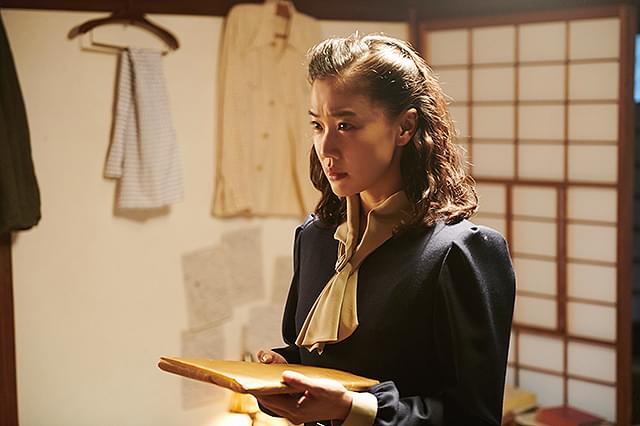 蒼井優の「スパイの妻 劇場版」の画像