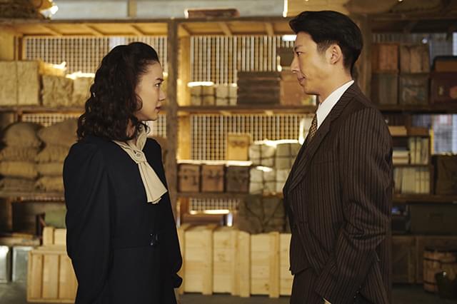 蒼井優の「スパイの妻 劇場版」の画像