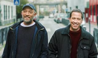 スペシャルズ！ 政府が潰そうとした自閉症ケア施設を守った男たちの実話