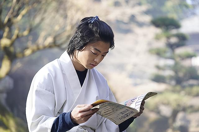 伊藤健太郎の「十二単衣を着た悪魔」の画像