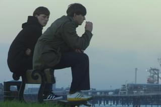 アウェイデイズ