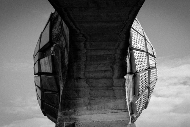 最後にして最初の人類