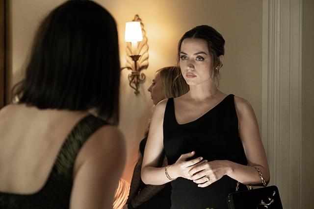 アナ・デ・アルマスの「底知れぬ愛の闇」の画像