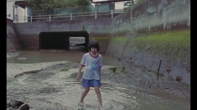 超特報「あみ子、川であそぶ。」