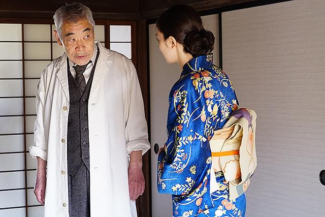 柄本明の「鳩のごとく 蛇のごとく 斜陽」の画像