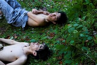 裸足で鳴らしてみせろ