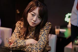 大事なことほど小声でささやく